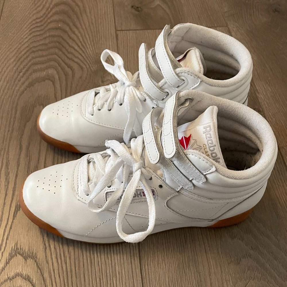 Reebok White Freestyle Hi Women's Retro Hightop Sneakers Gum Soles Trainer
